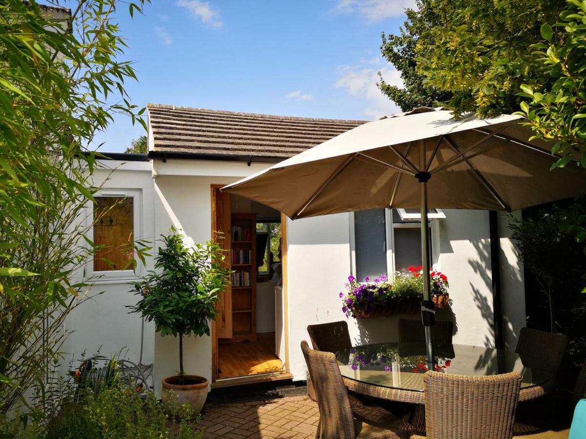 Little Mill, Harbertonford, Totnes. - Entire Place. Exterior photo